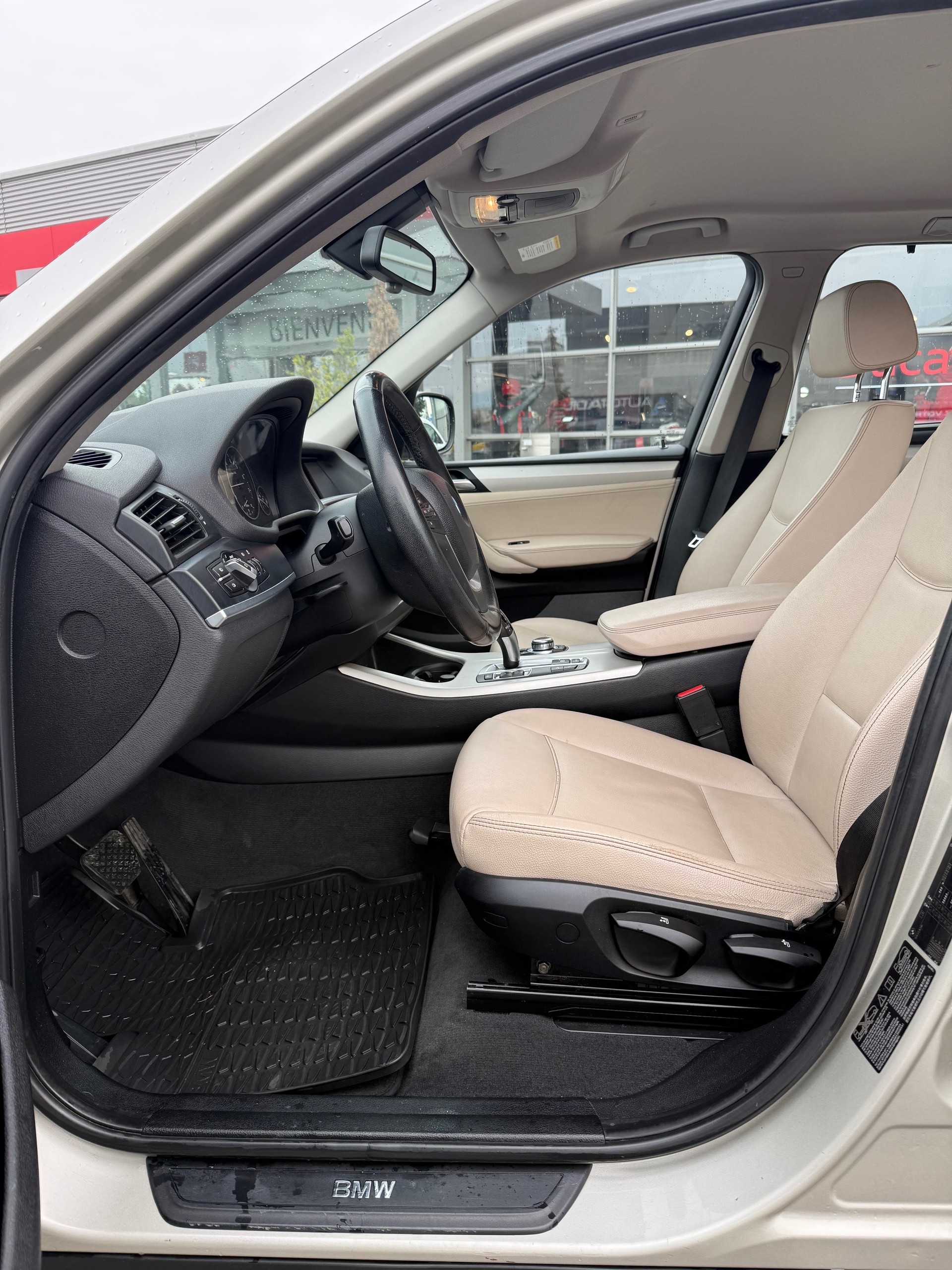 BMW X3 xDrive 20i Steptronic-image-6