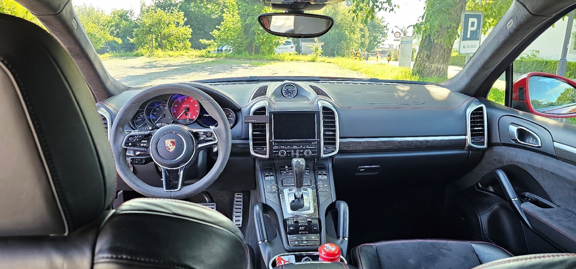 PORSCHE Cayenne GTS-image-6