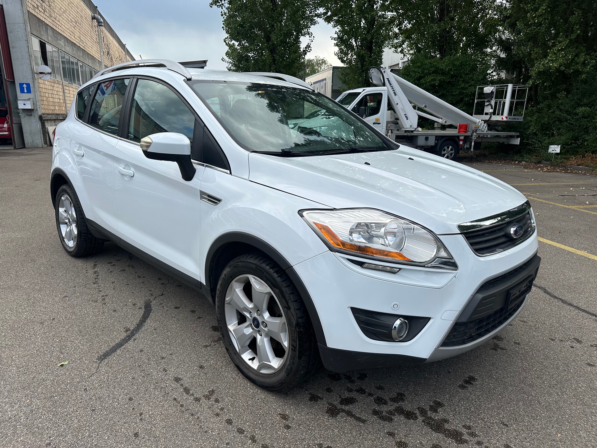 FORD Kuga 2.0 TDCi Carving 4WD-image-2