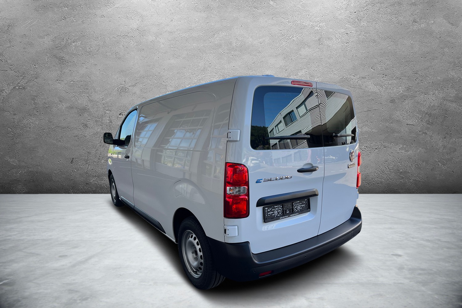 FIAT E-Scudo 50kWh L2 Verblecht Swiss Edition-image-7