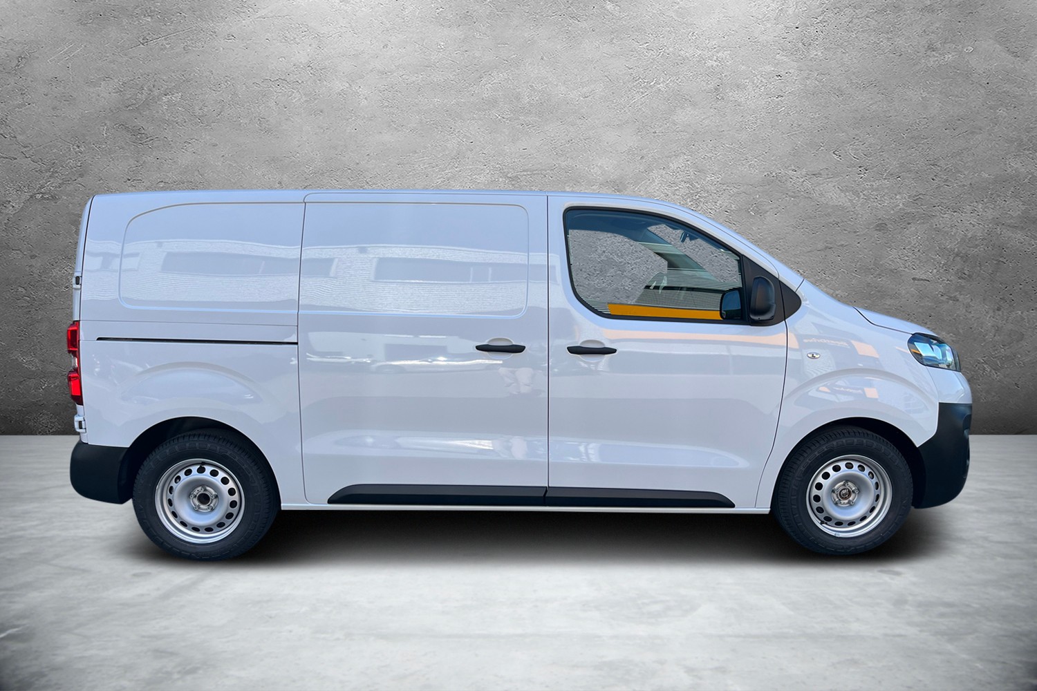 FIAT E-Scudo 50kWh L2 Verblecht Swiss Edition-image-3