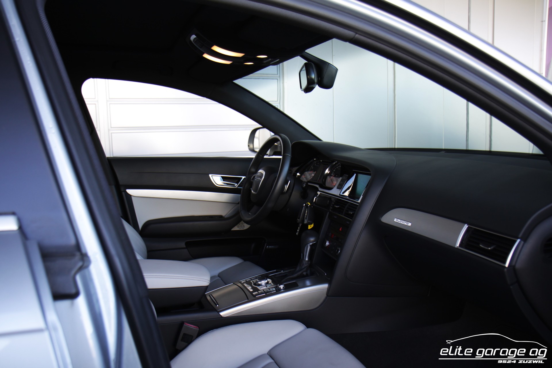 AUDI RS6 Avant 5.0 TFSI V10 quattro tiptronic-image-15