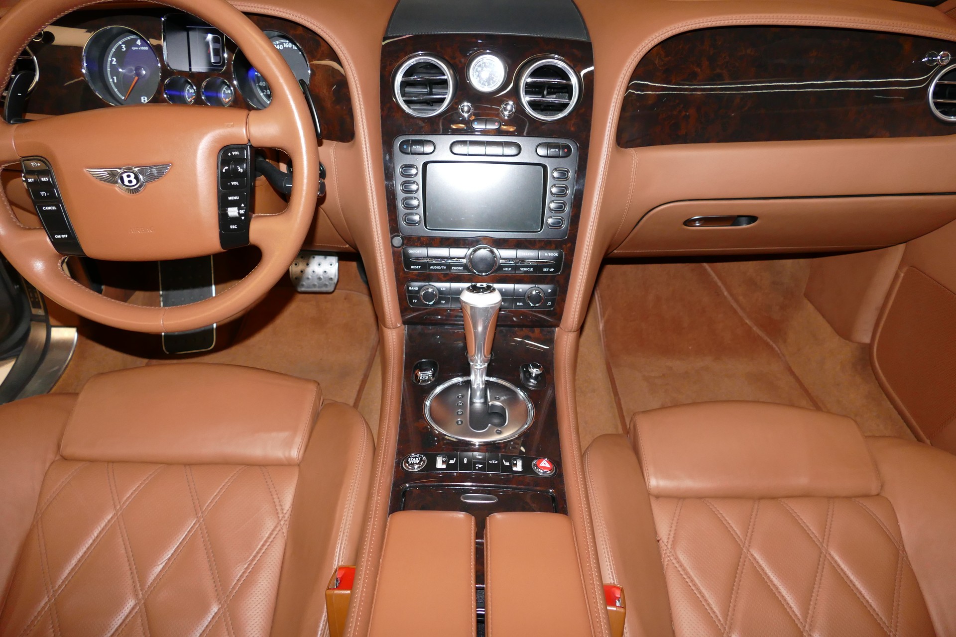 BENTLEY Continental GT 6.0 Mulliner-image-13
