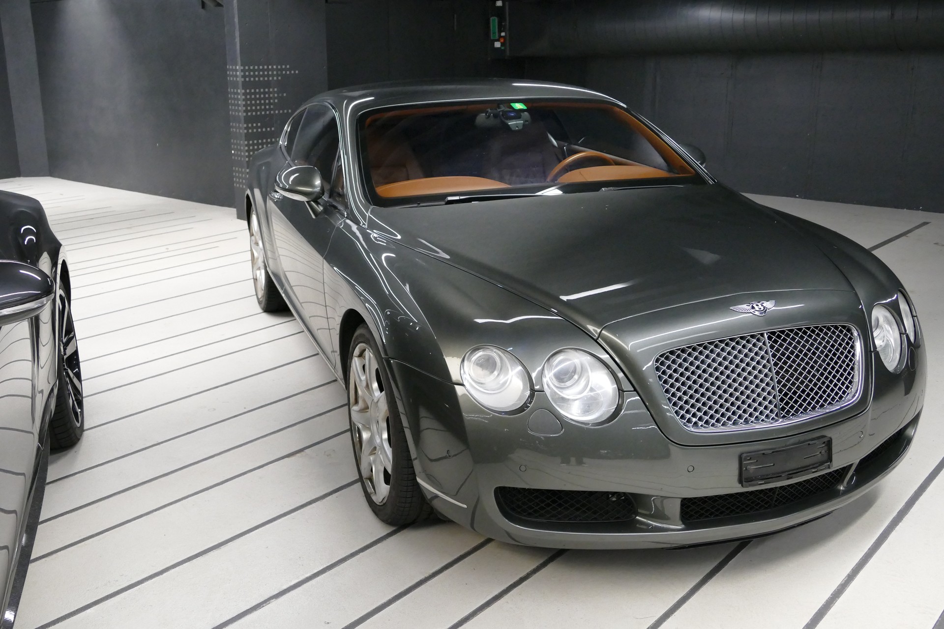 BENTLEY Continental GT 6.0 Mulliner-image-5