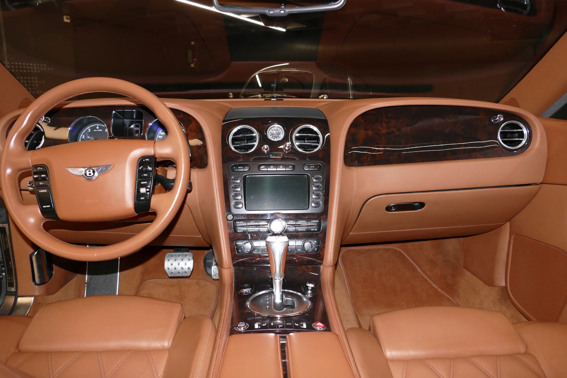 BENTLEY Continental GT 6.0 Mulliner-image-12