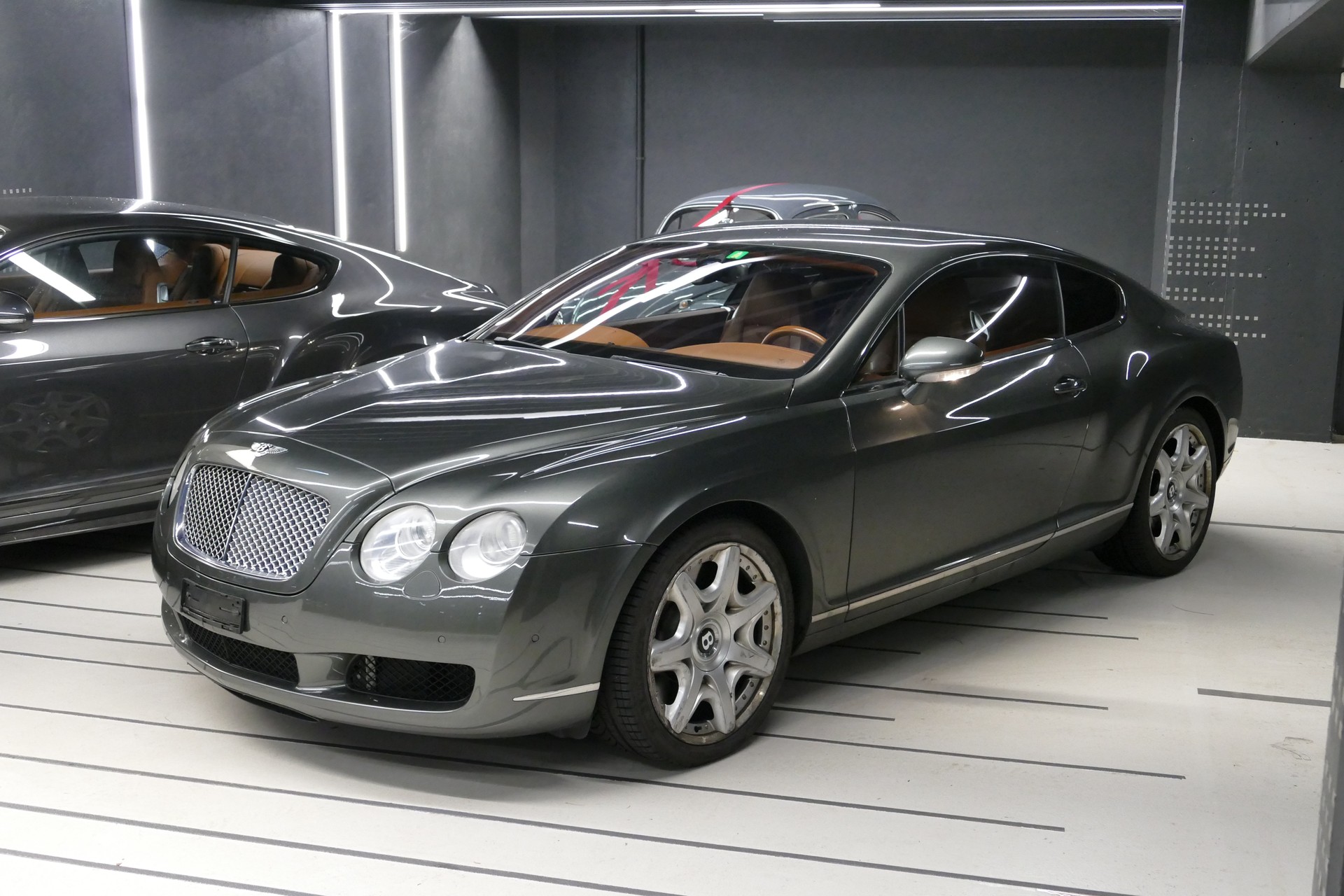 BENTLEY Continental GT 6.0 Mulliner-image-4