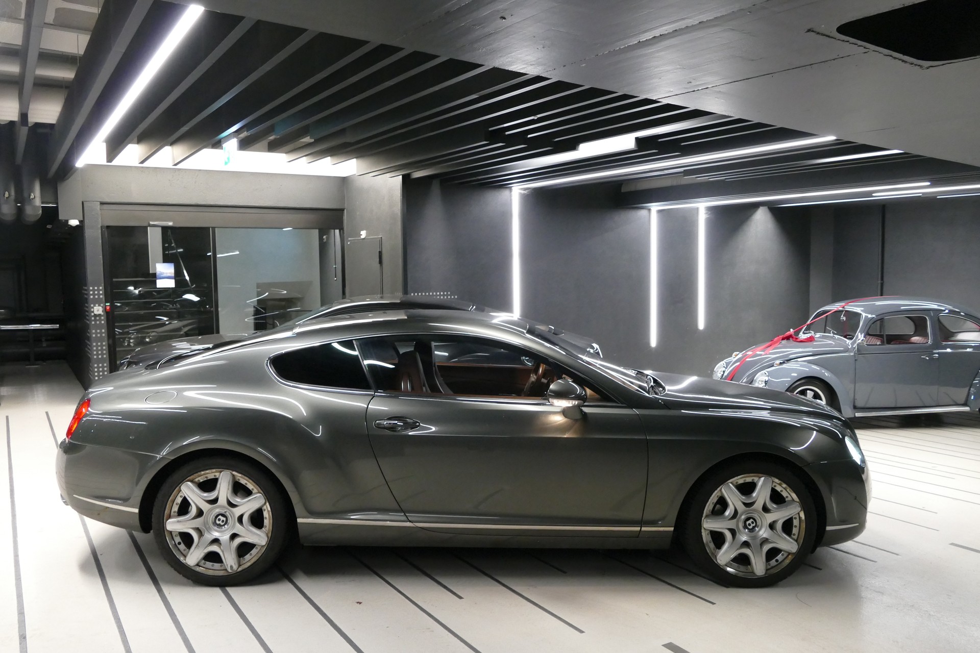 BENTLEY Continental GT 6.0 Mulliner-image-3