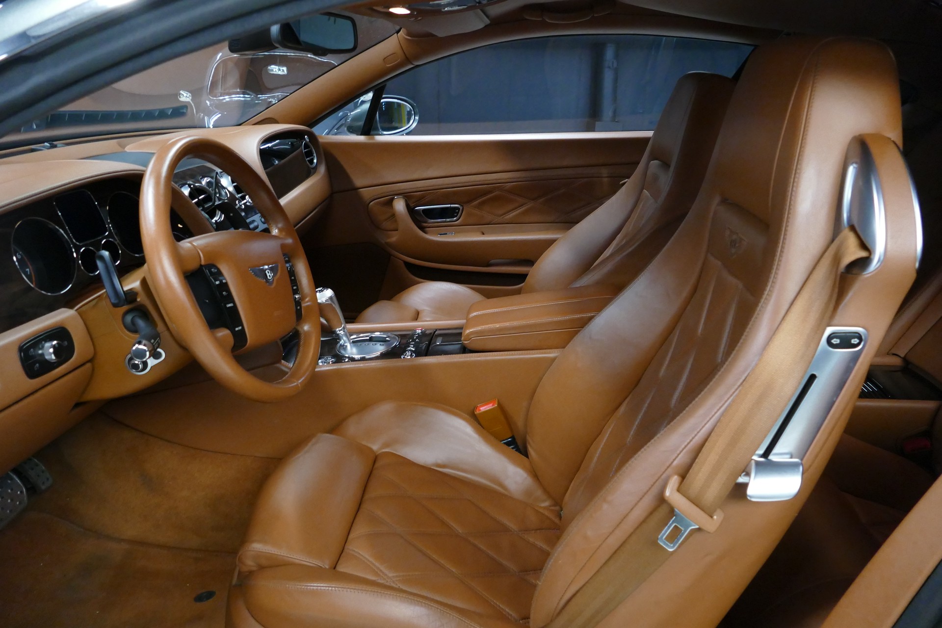 BENTLEY Continental GT 6.0 Mulliner-image-11