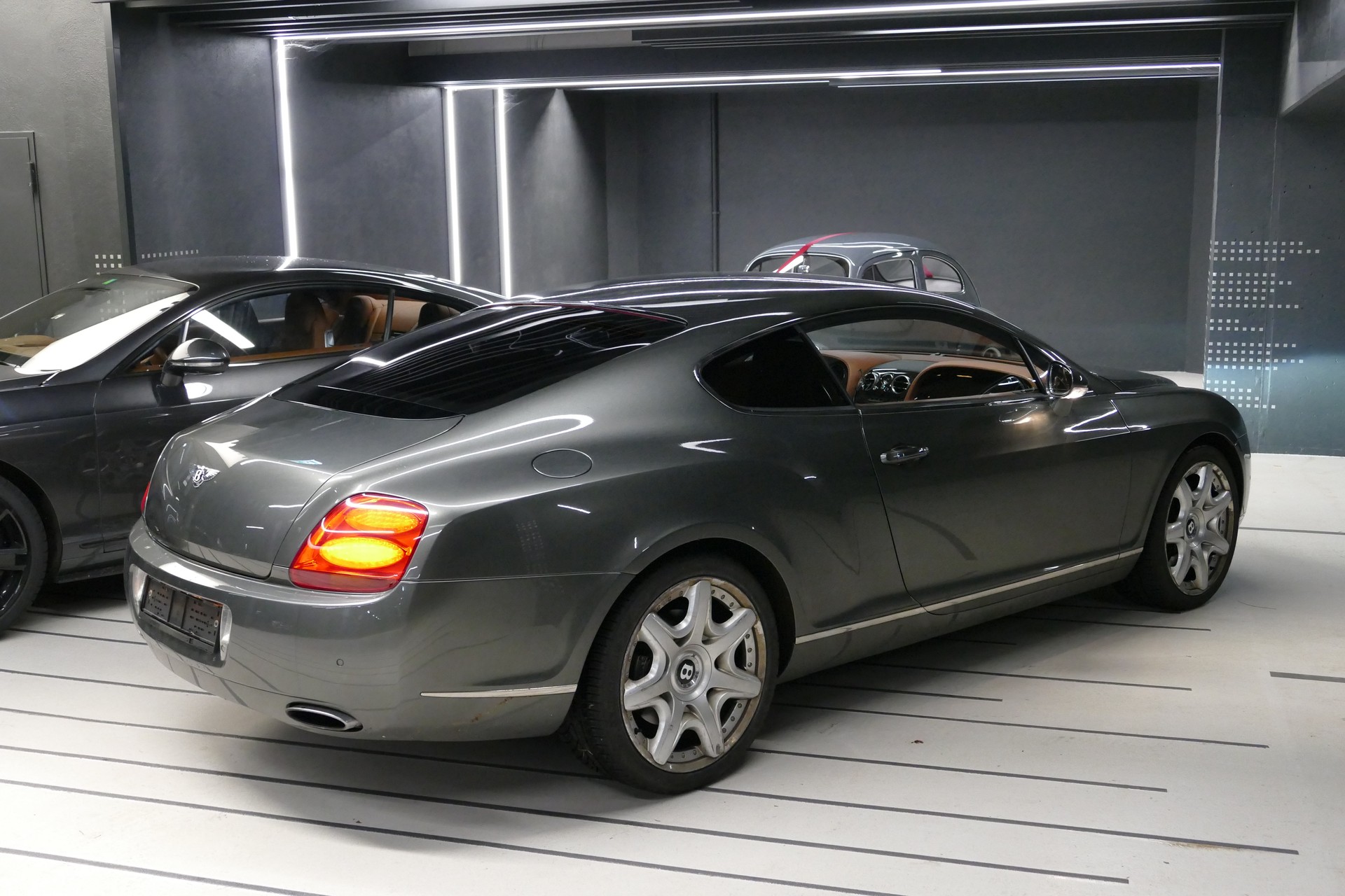 BENTLEY Continental GT 6.0 Mulliner-image-6