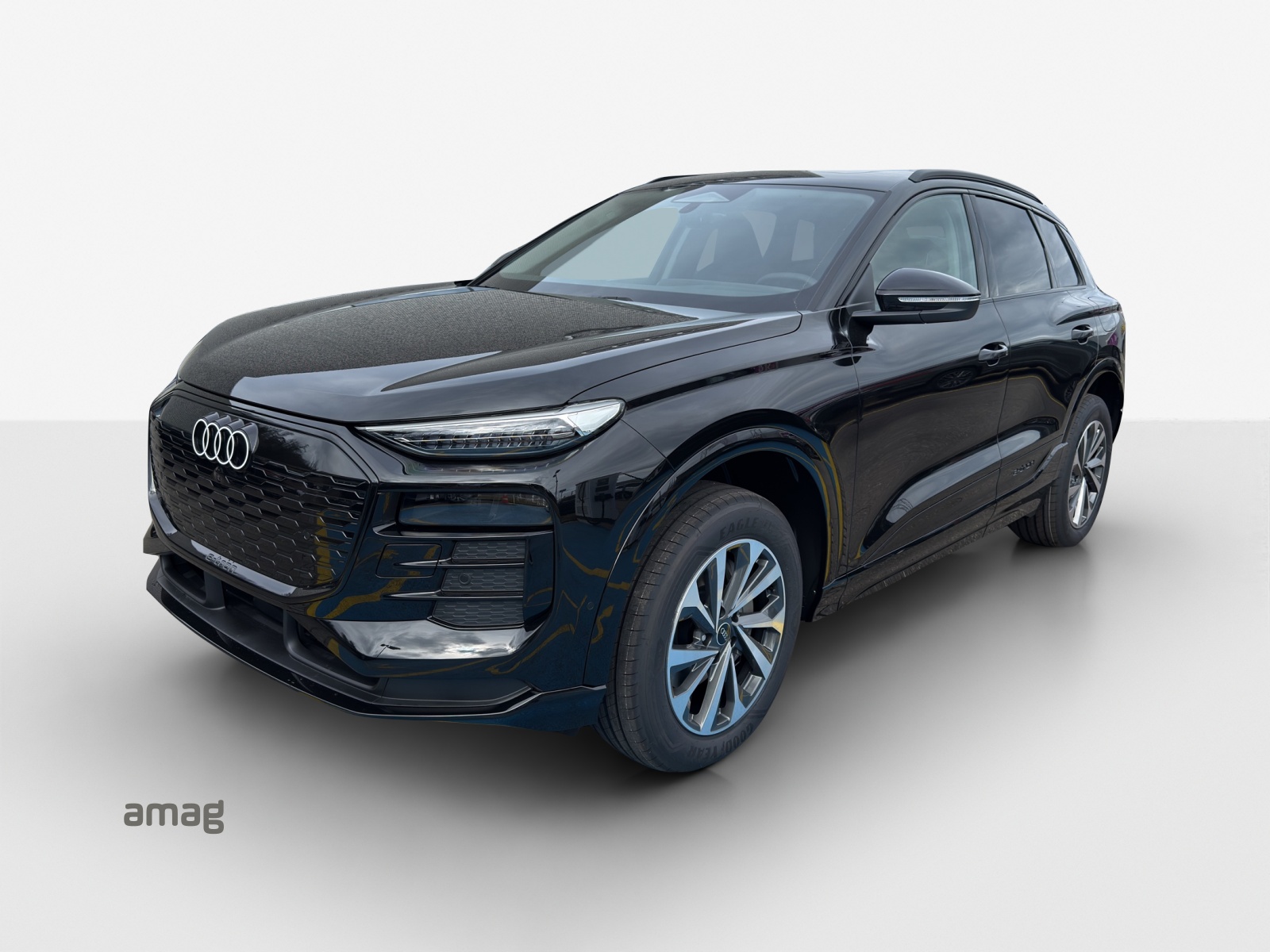 AUDI Q6 e-tron quattro-image-0