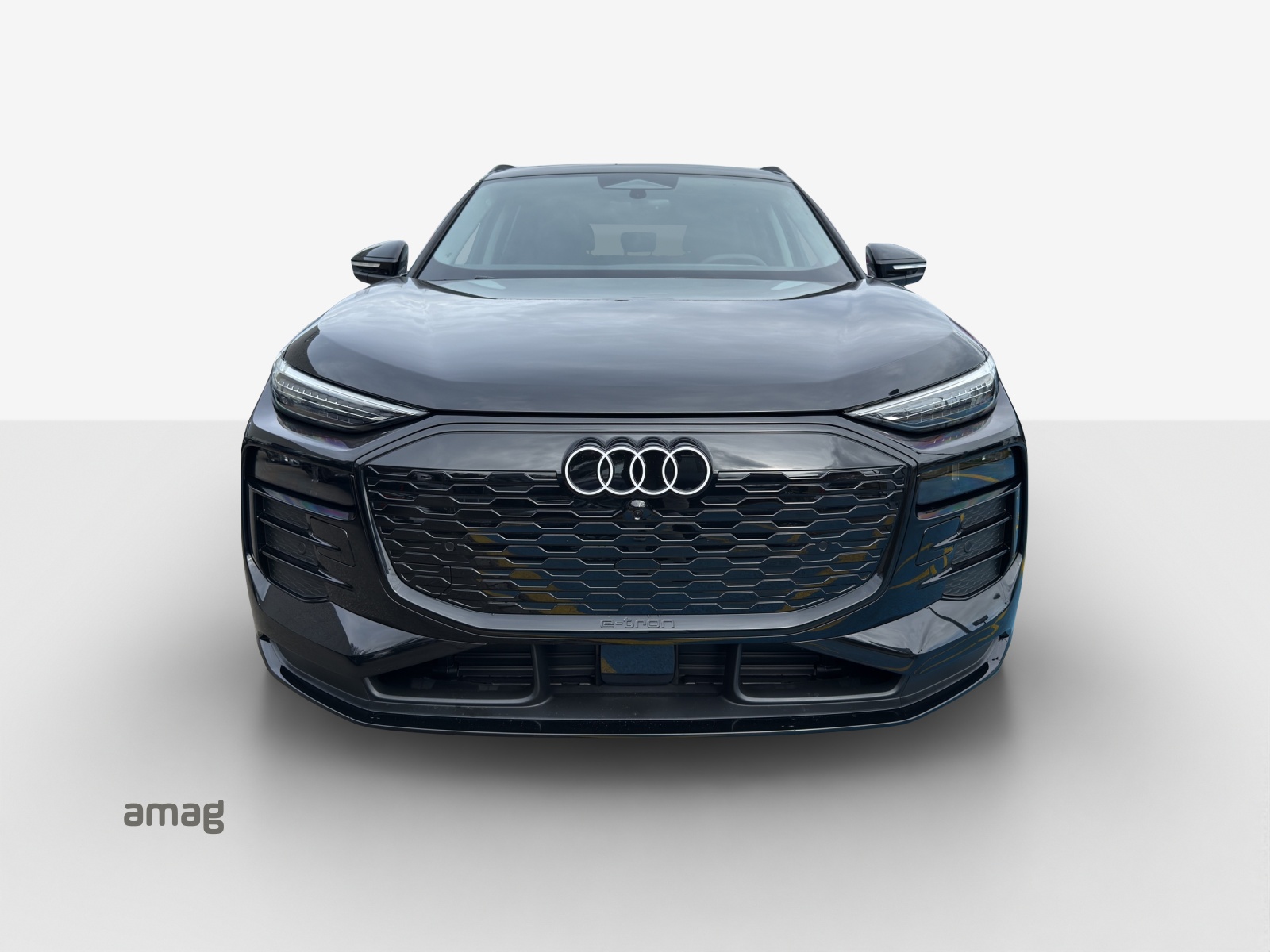 AUDI Q6 e-tron quattro-image-6
