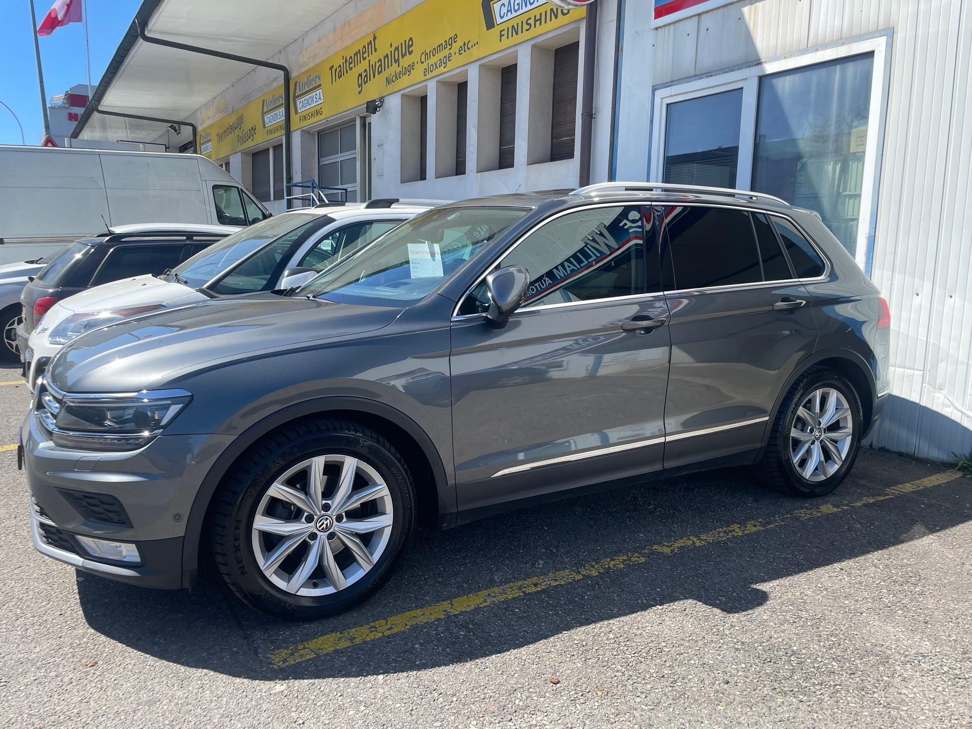 VW TIGUAN 2.0 TDI DSG 4motion-image-0