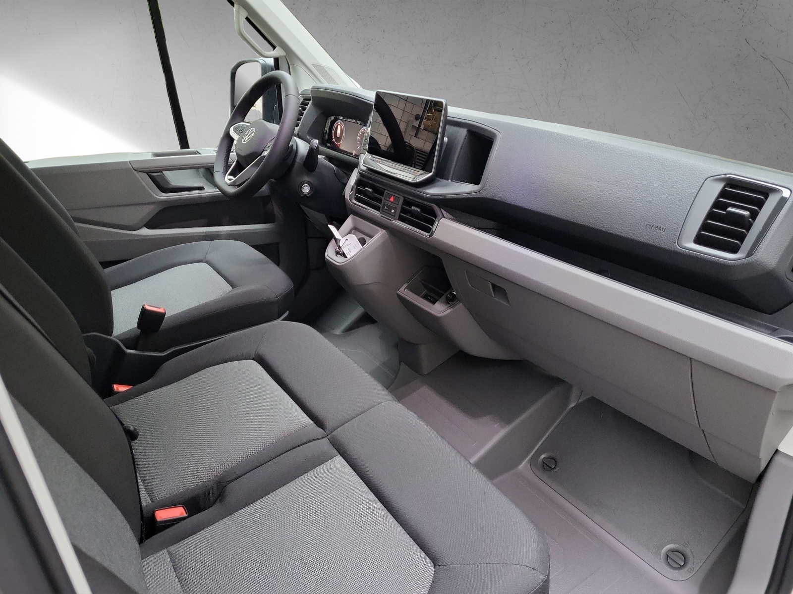 VW Crafter Kastenwagen Entry 140PS Automat-image-9