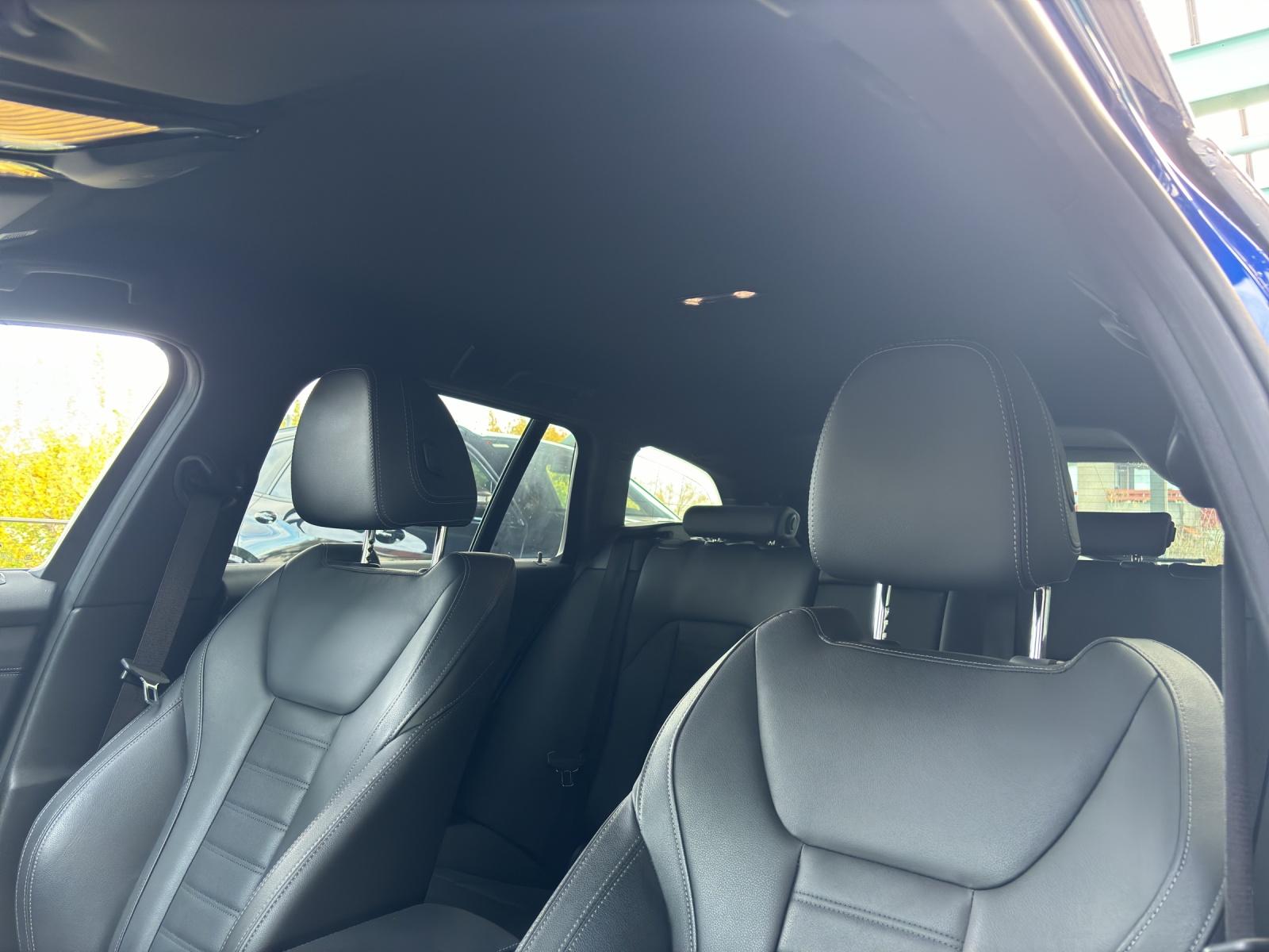 BMW 320d xDrive SAG Touring-image-11