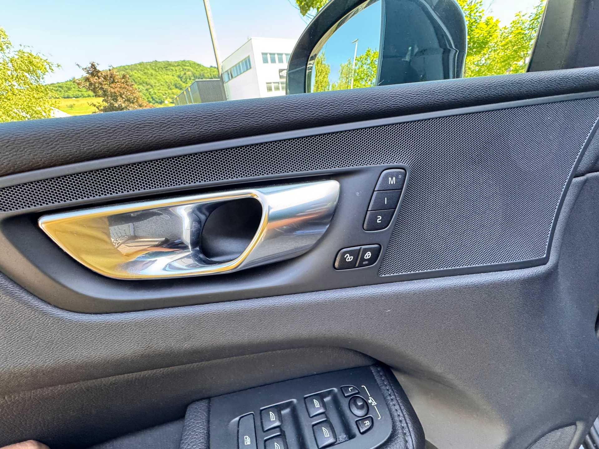 VOLVO XC60 D4 Inscription Geartronic-image-13