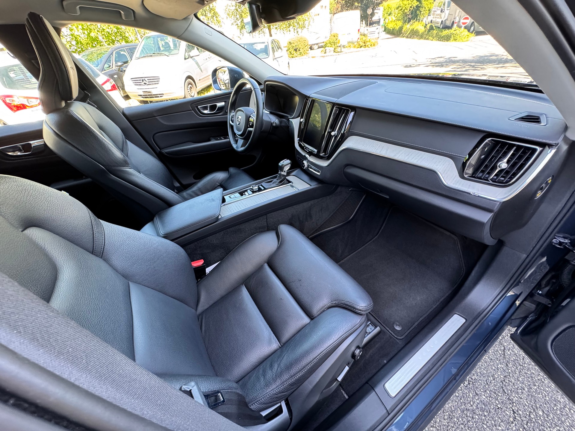 VOLVO XC60 D4 Inscription Geartronic-image-8
