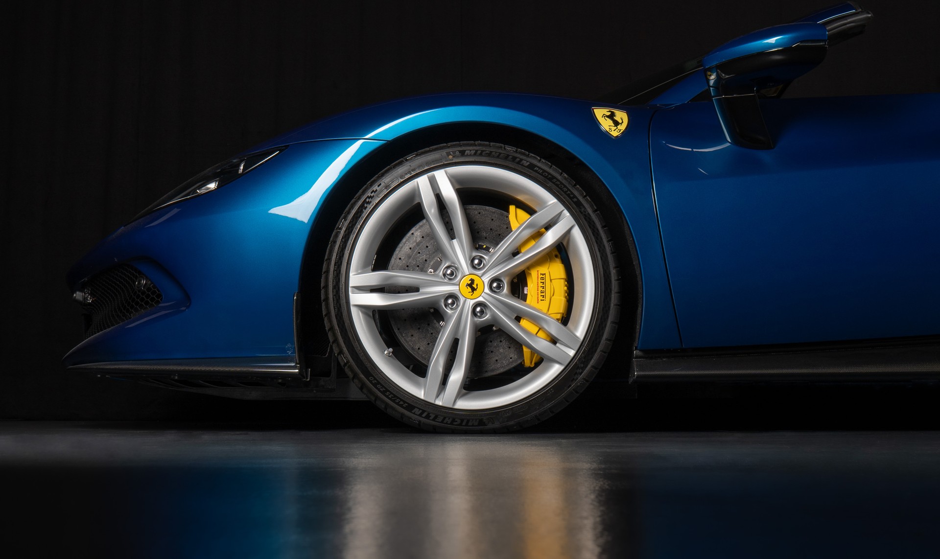 FERRARI 296 GTS-image-4