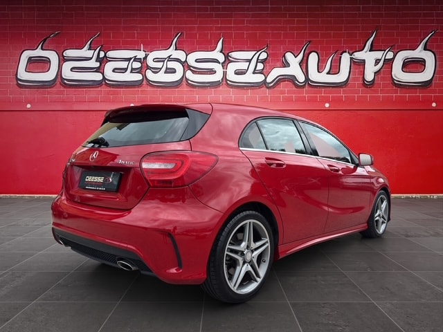 MERCEDES-BENZ A 250 AMG Line 4Matic 7G-DCT-image-6
