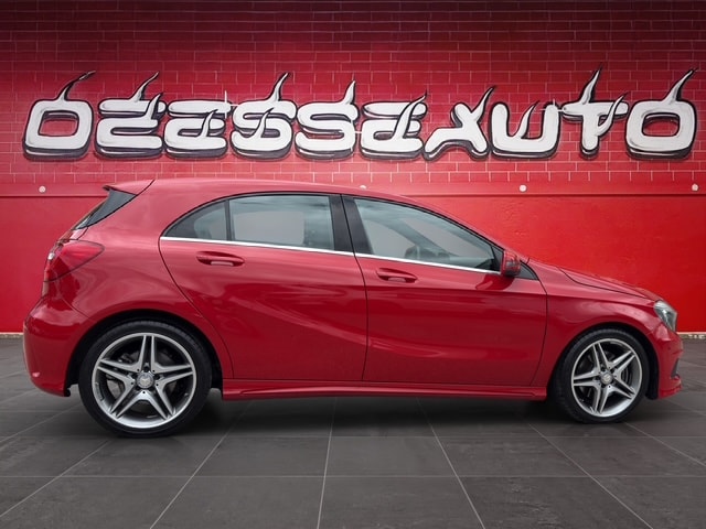 MERCEDES-BENZ A 250 AMG Line 4Matic 7G-DCT-image-8