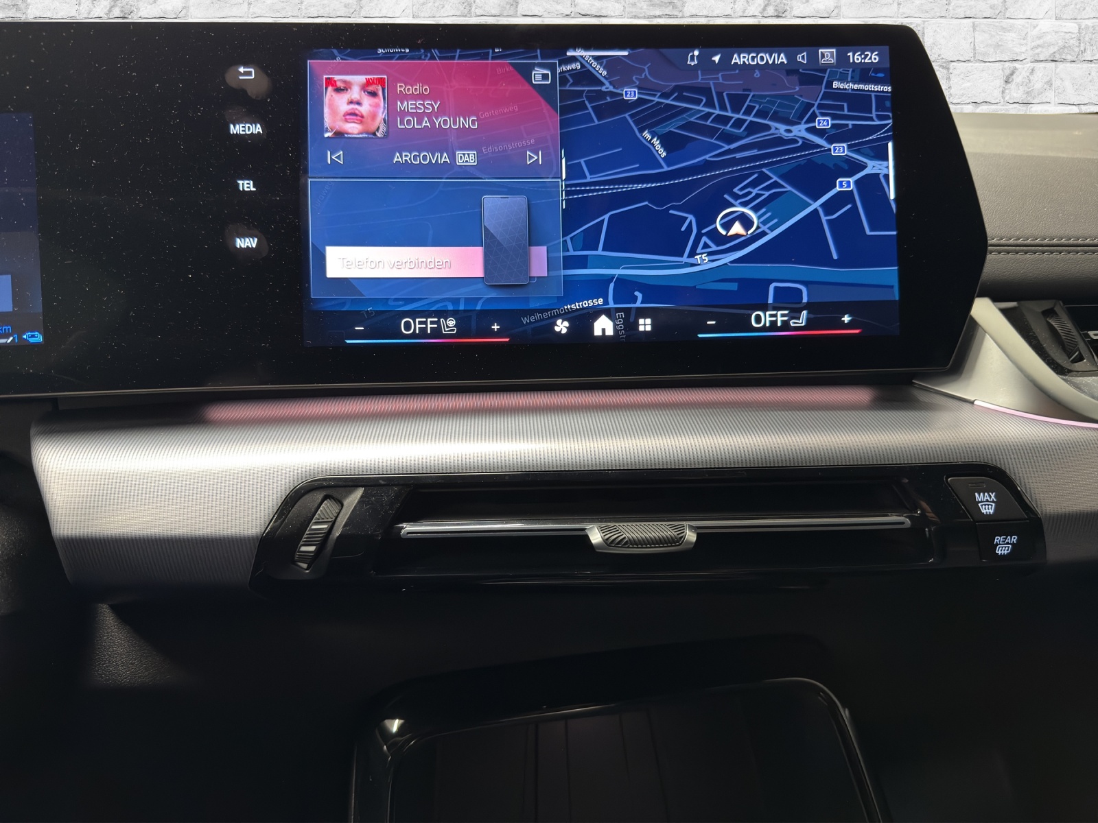 BMW 230e xDr. Act. T. M Sport-image-14