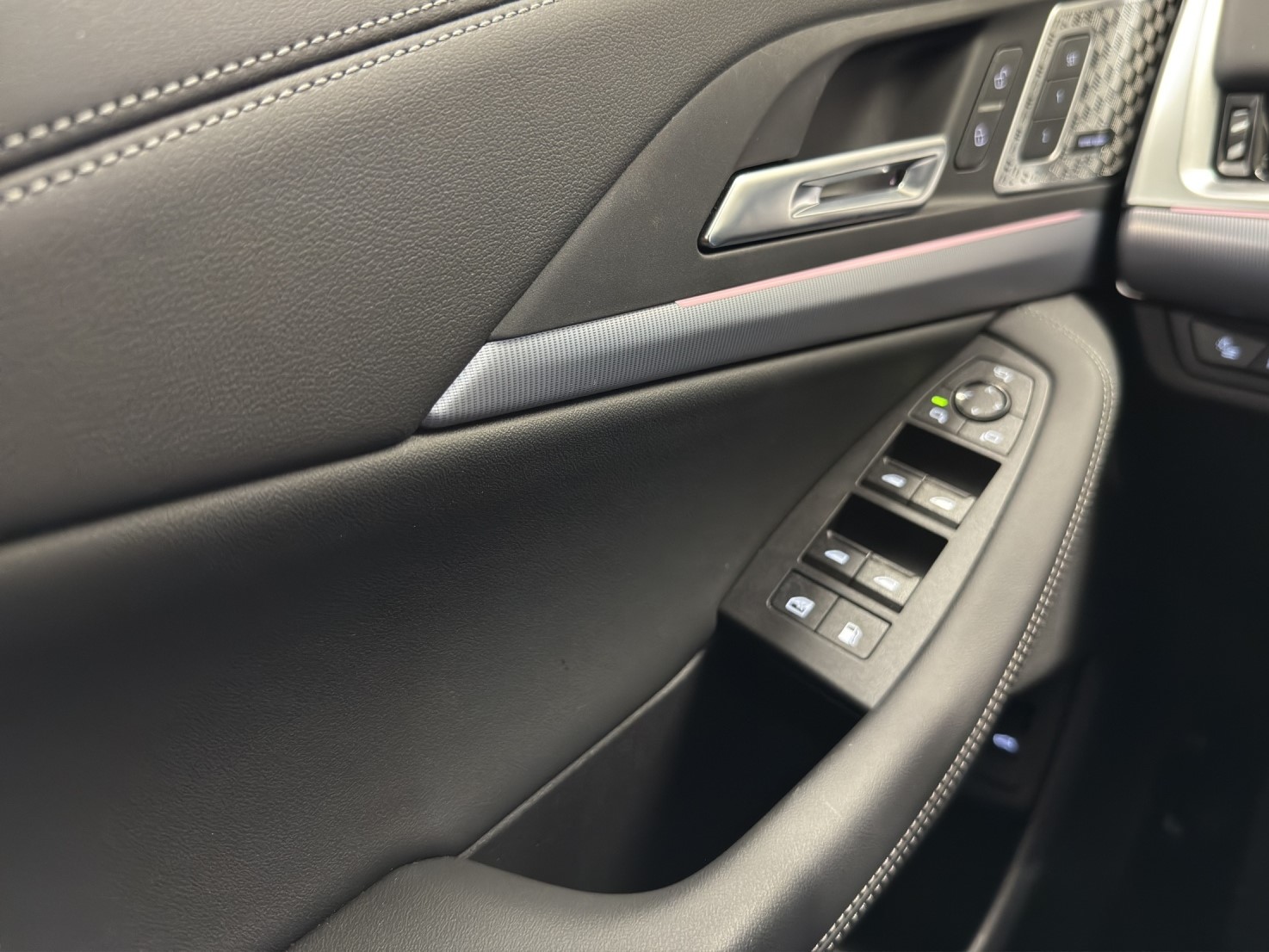 BMW 230e xDr. Act. T. M Sport-image-11