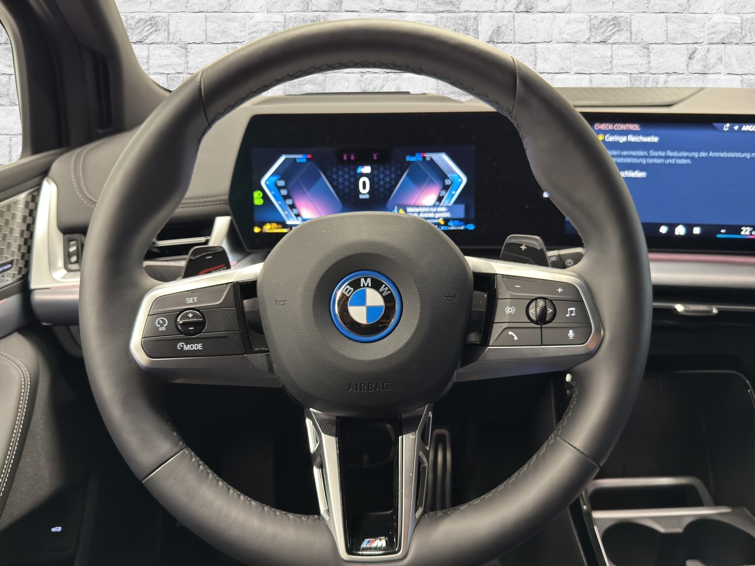 BMW 230e xDr. Act. T. M Sport-image-9