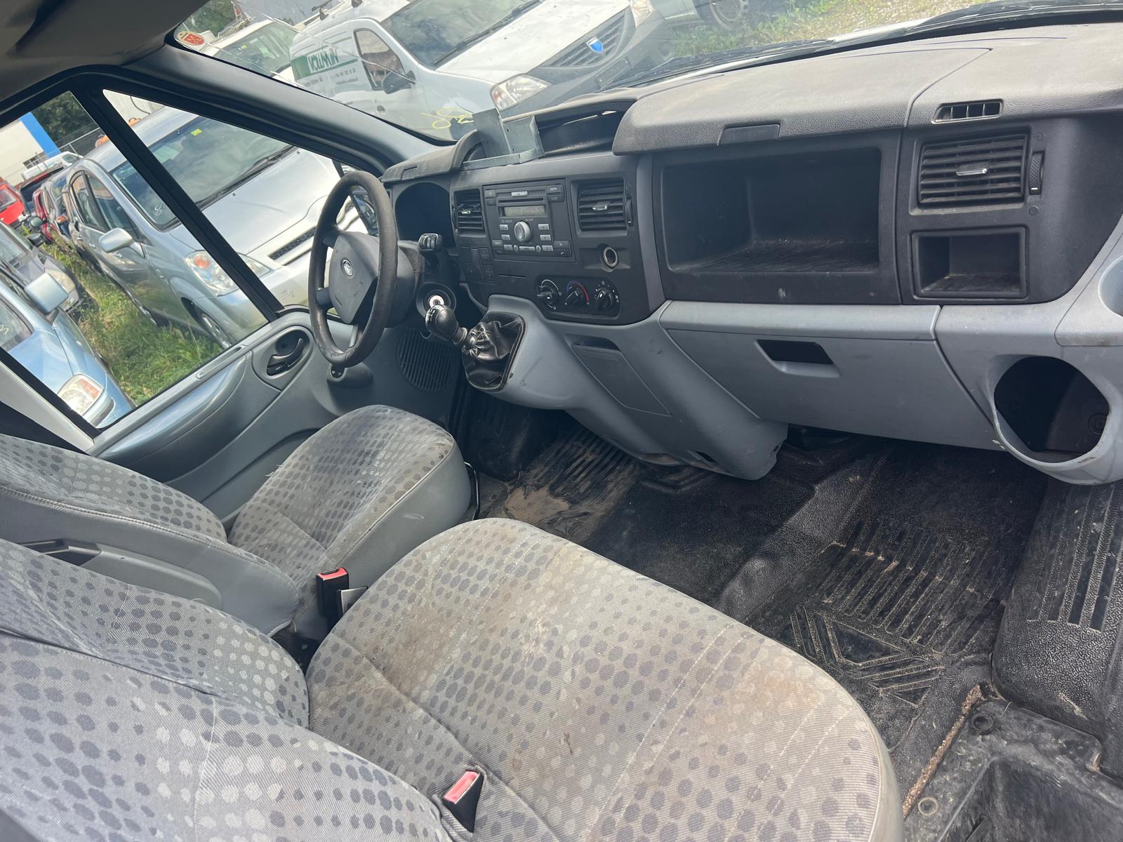 FORD Transit Van 260S Trend-image-6