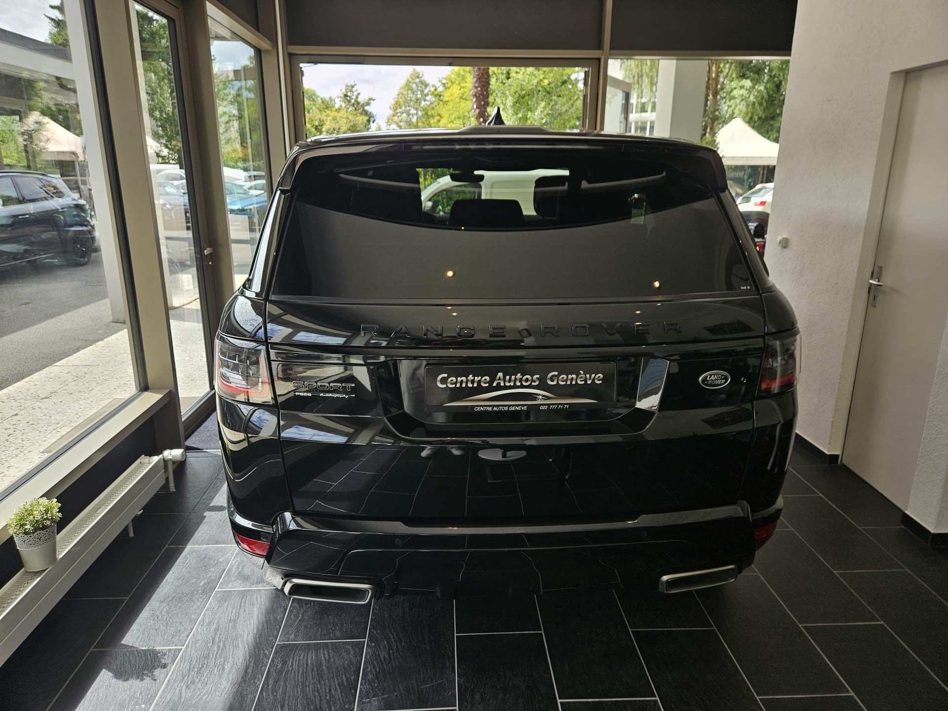 LAND ROVER Range Rover Sport P525 5.0 V8 S/C AB Dynamic Automatic-image-5