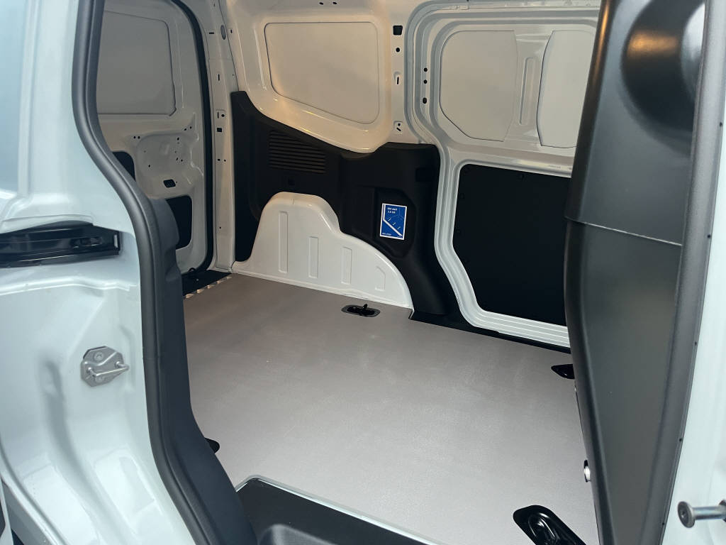 FORD E-Transit Courier Van Trend 136 FWD 0.99 Leasing-image-9