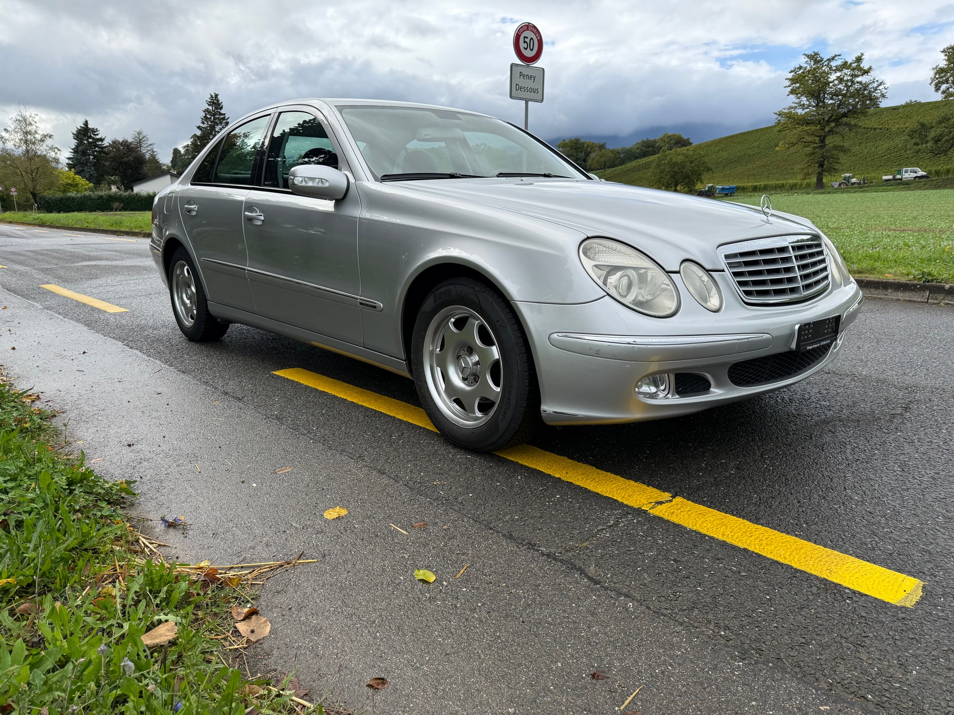 MERCEDES-BENZ E 240 Elégance