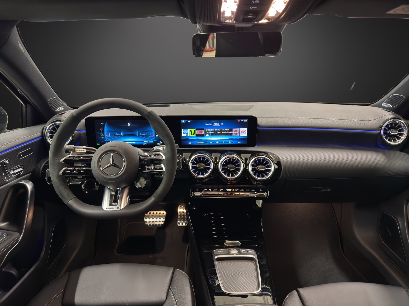 MERCEDES-BENZ A AMG 35 4Matic 8G-DCT-image-10