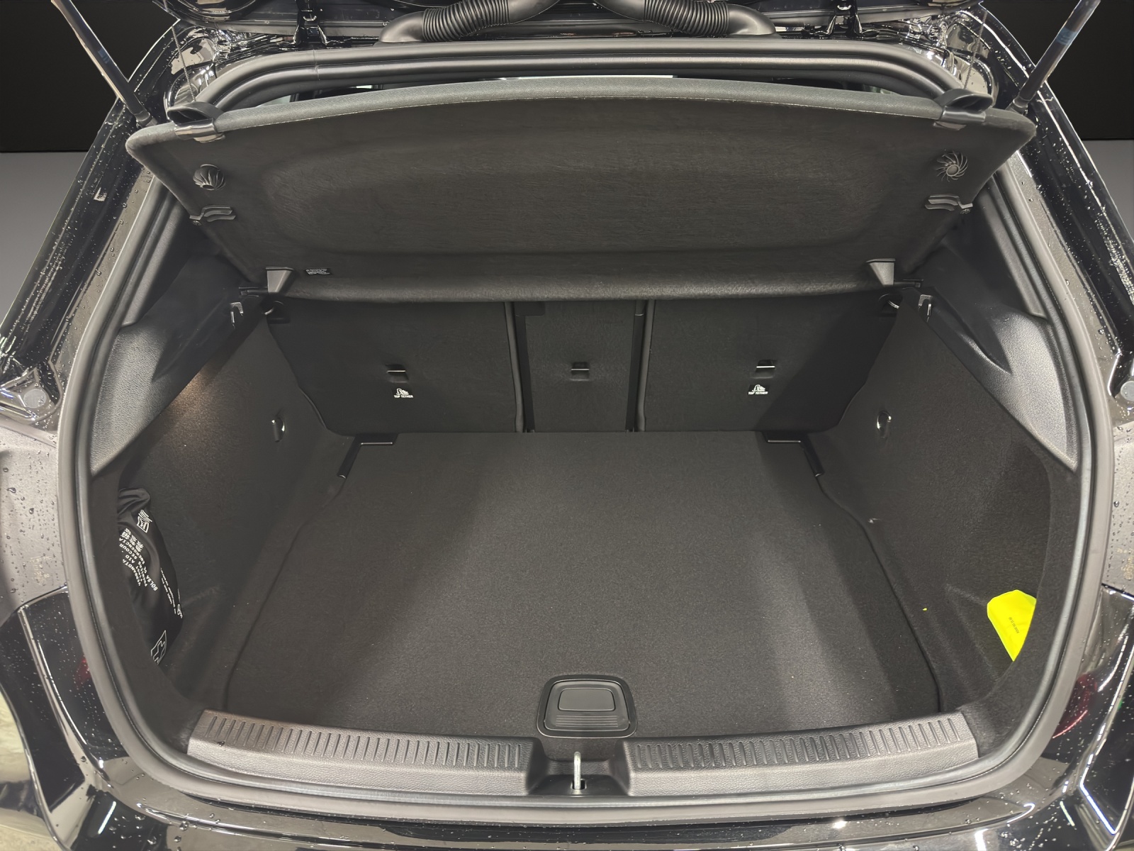 MERCEDES-BENZ A AMG 35 4Matic 8G-DCT-image-13