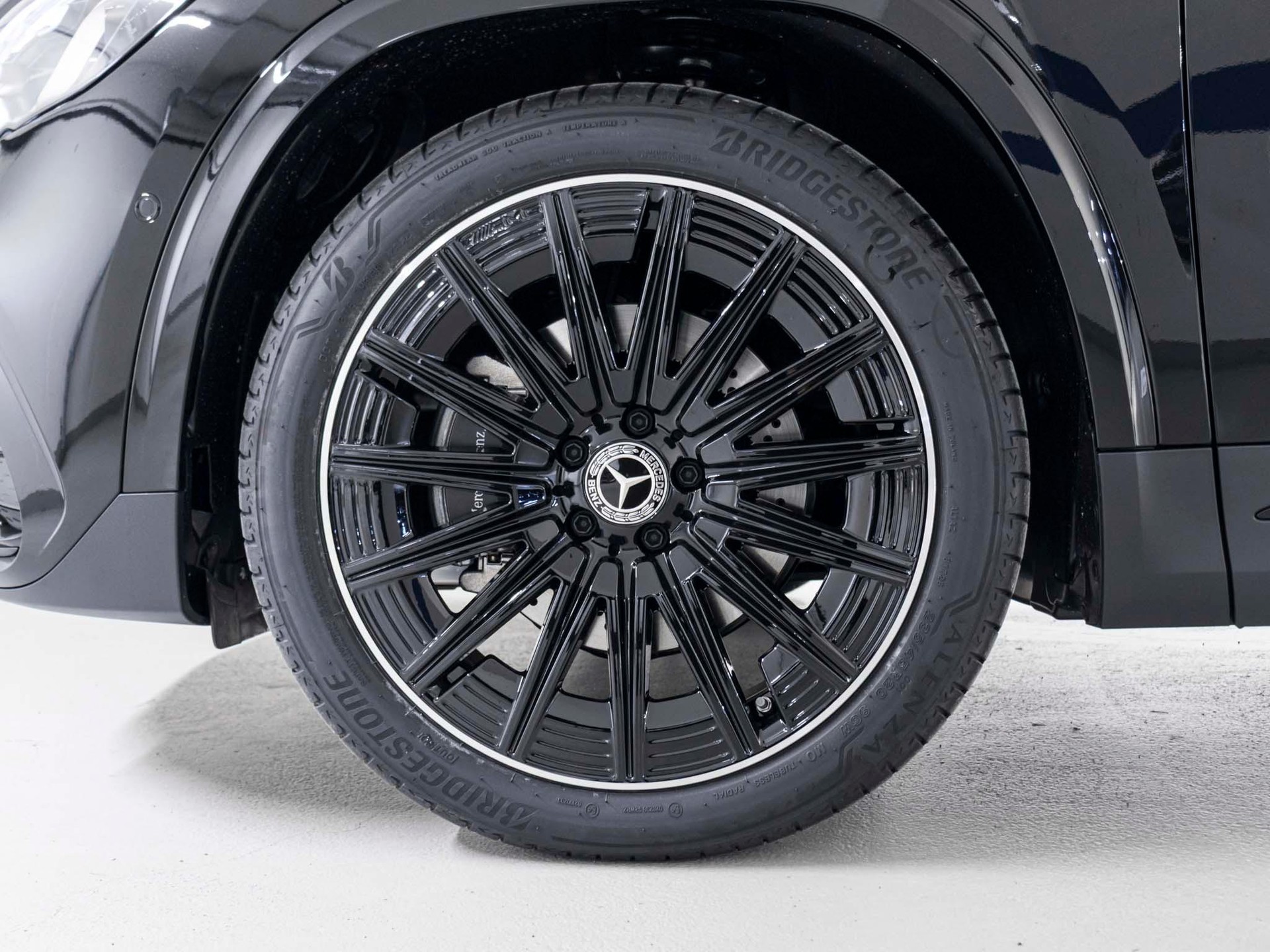 MERCEDES-BENZ GLA 220 d 4MATIC-image-14