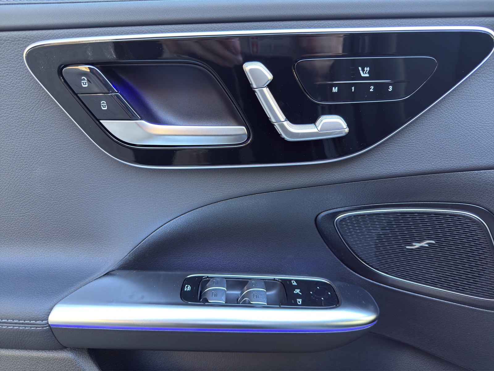 MERCEDES-BENZ C 220 d T 4 Matic Swiss Star-image-12