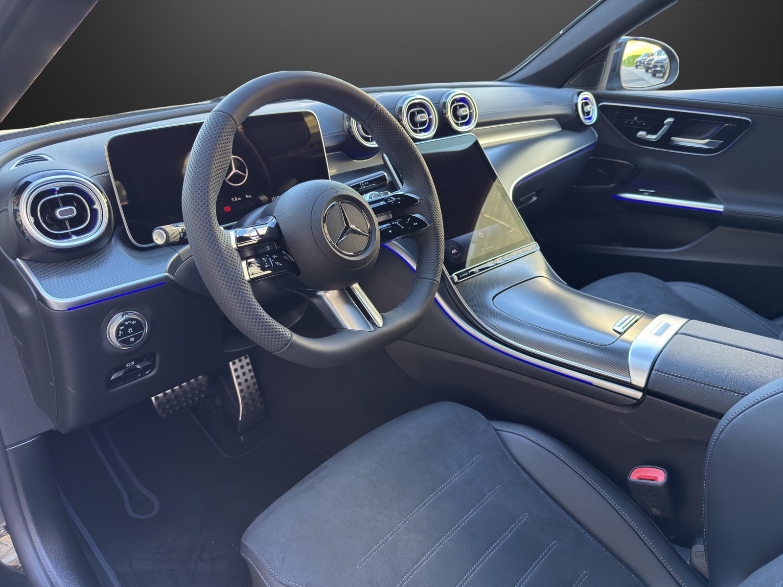 MERCEDES-BENZ C 220 d T 4 Matic Swiss Star-image-9