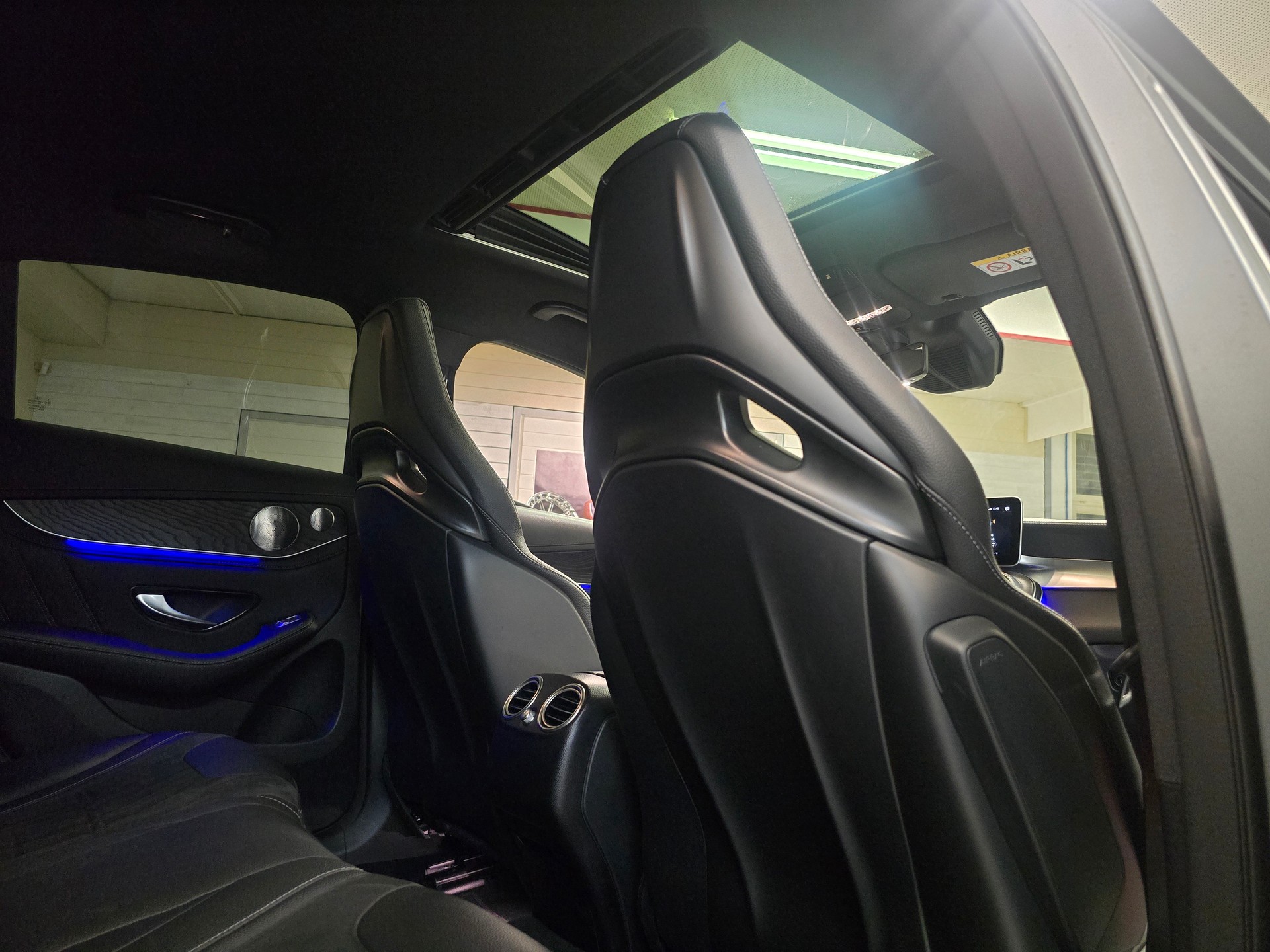 MERCEDES-BENZ GLC Coupé 63 S AMG 4Matic - Sonderlackierung-image-14