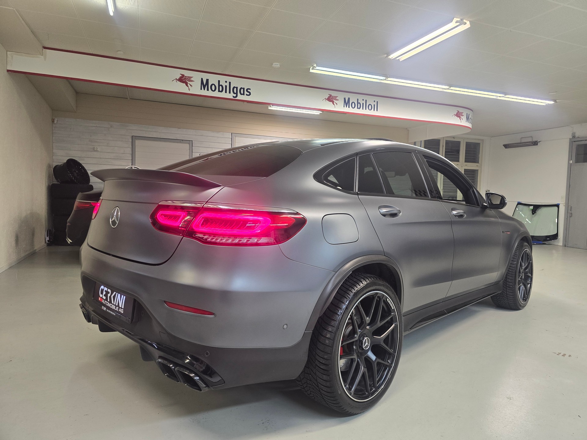 MERCEDES-BENZ GLC Coupé 63 S AMG 4Matic - Sonderlackierung-image-6