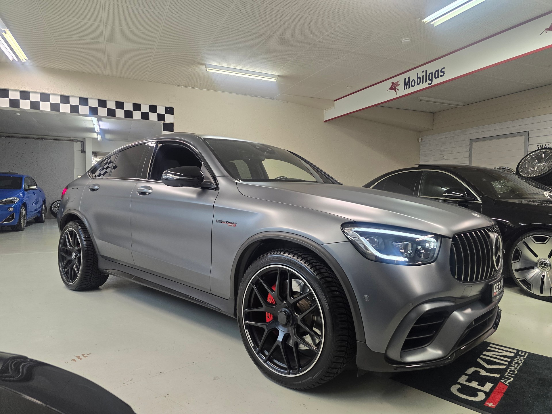 MERCEDES-BENZ GLC Coupé 63 S AMG 4Matic - Sonderlackierung-image-2