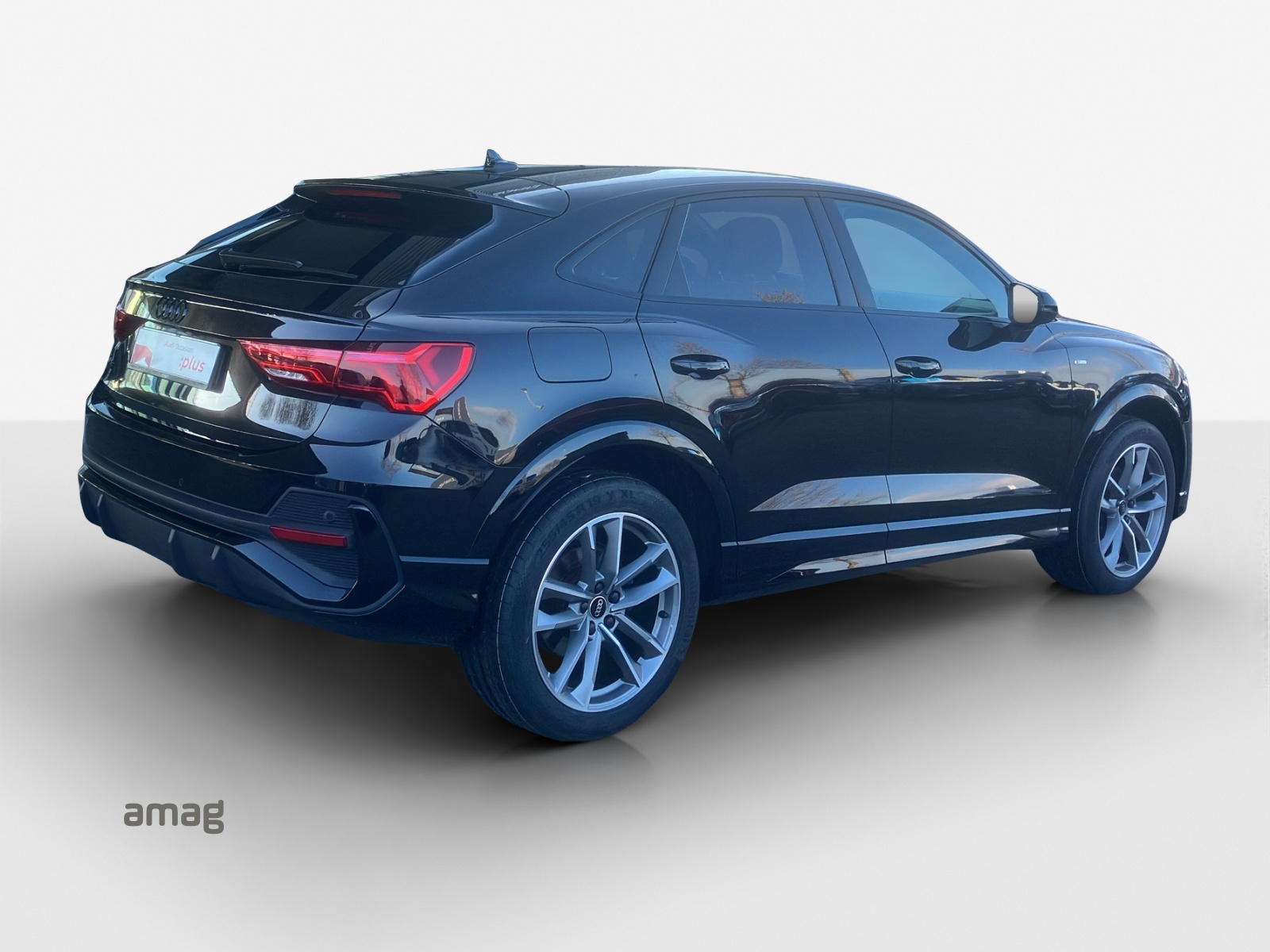 AUDI Q3 Sportback 35 TFSI S line Attraction S-tronic-image-4