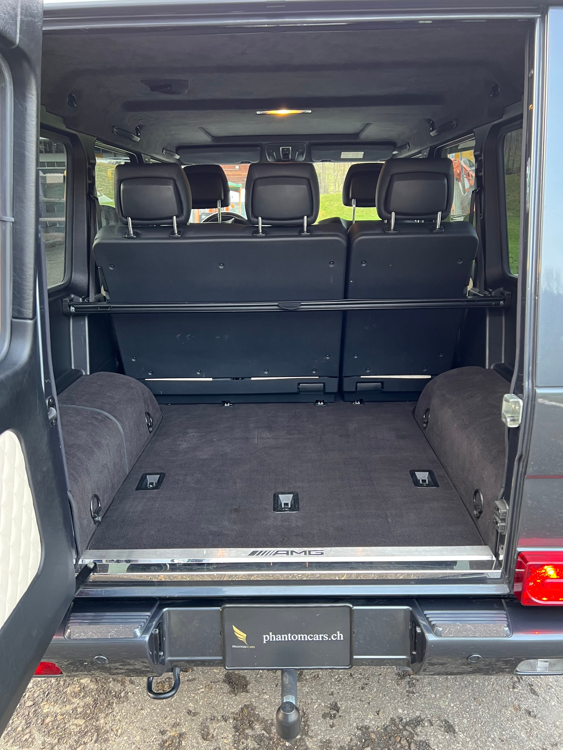MERCEDES-BENZ G 63 AMG Automatic-image-25