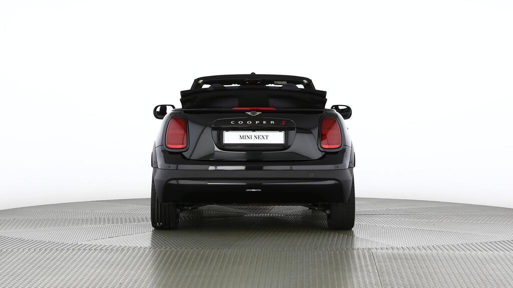 MINI Cooper S Cabrio-image-13