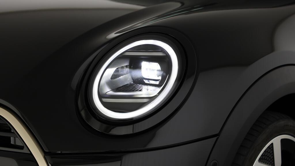 MINI Cooper S Cabrio-image-14