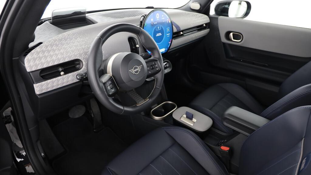 MINI Cooper S Cabrio-image-16