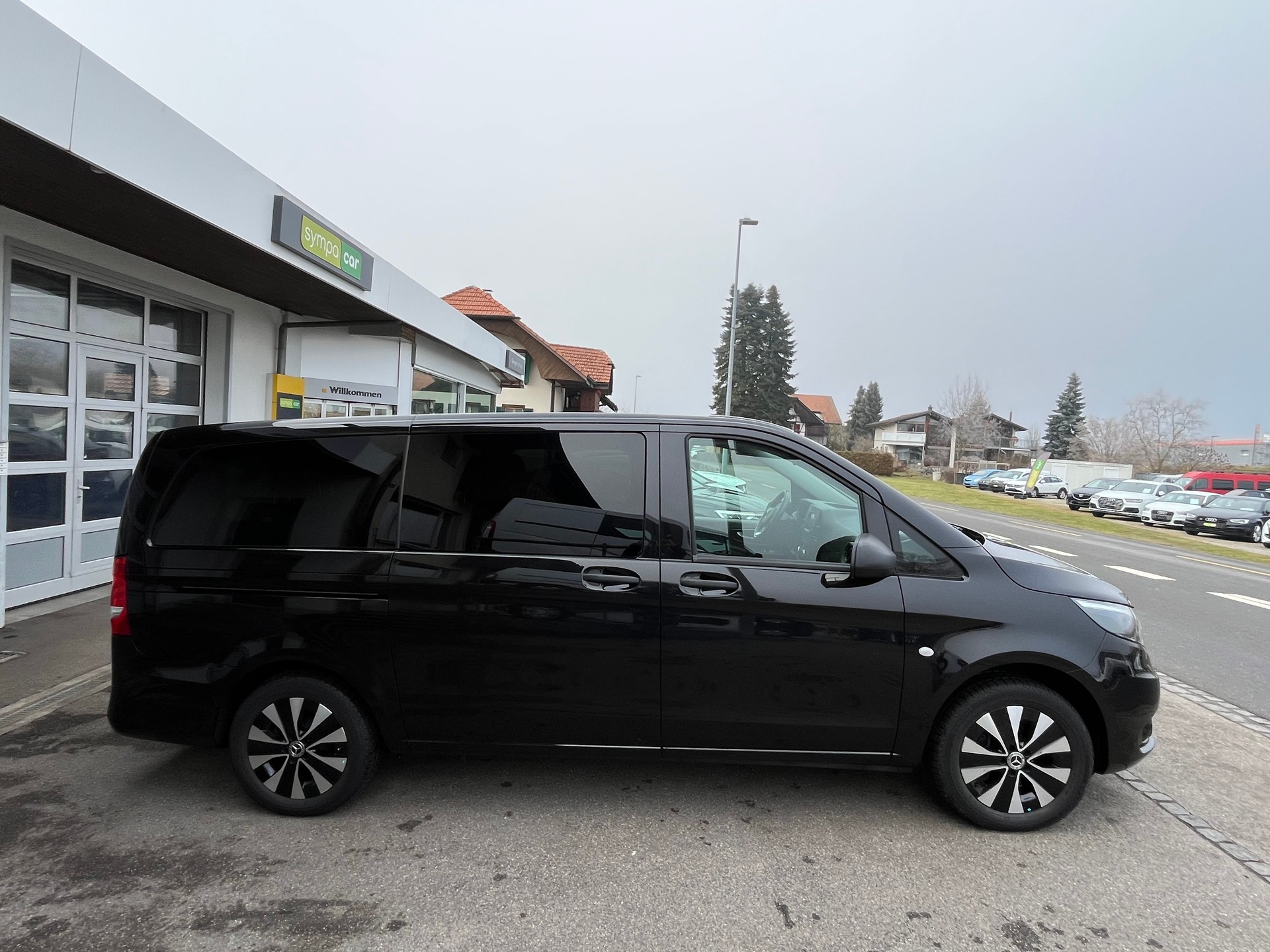 MERCEDES-BENZ Vito 116 CDI Lang Select Tourer 4Matic 9G-Tronic+++9-PLÄTZER+++-showroom-element-3