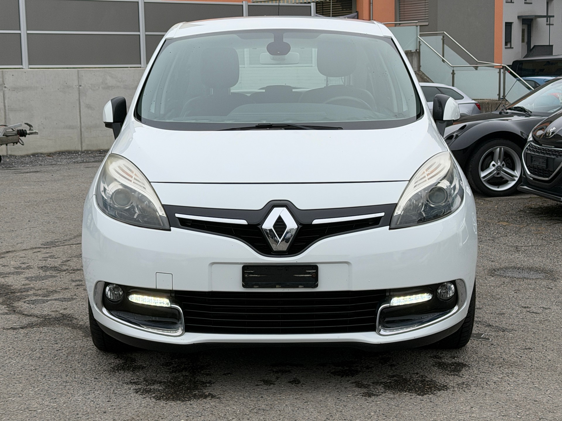 RENAULT Scénic 1.2 16V Turbo Dynamique-image-3