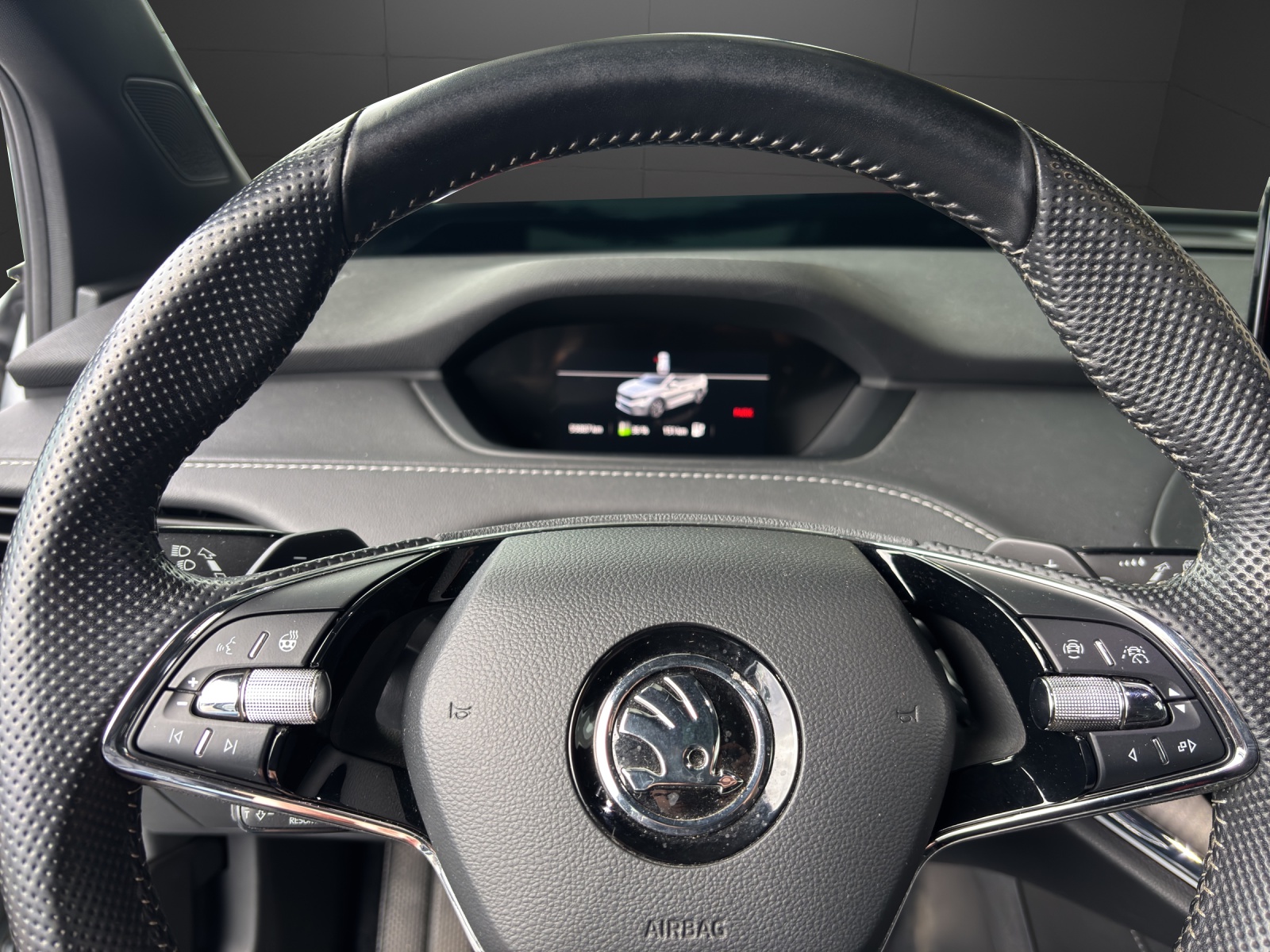 SKODA Enyaq iV 80 SportLine-image-5