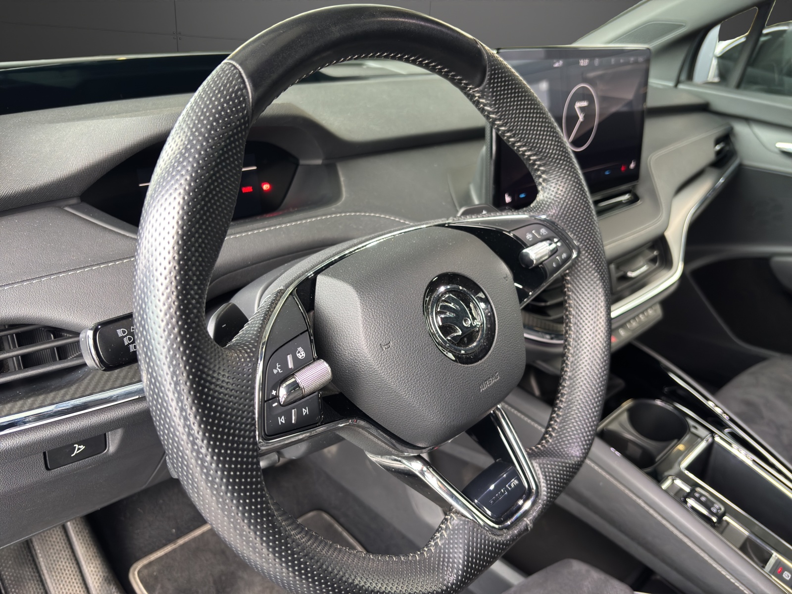 SKODA Enyaq iV 80 SportLine-image-4