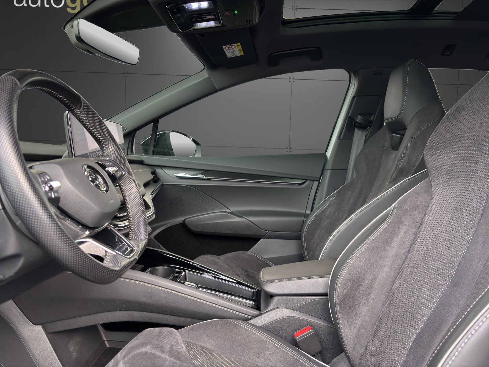 SKODA Enyaq iV 80 SportLine-image-2
