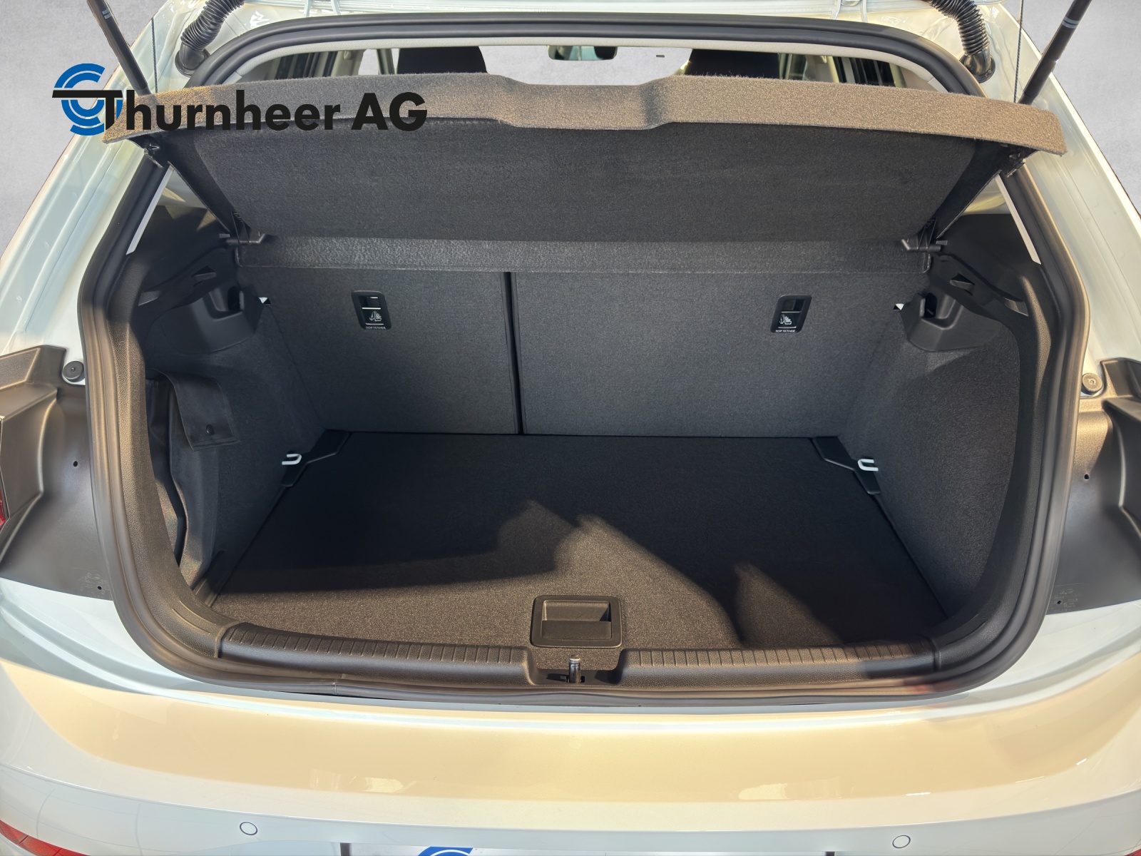 VW Polo 1.0 TSI Life-image-11
