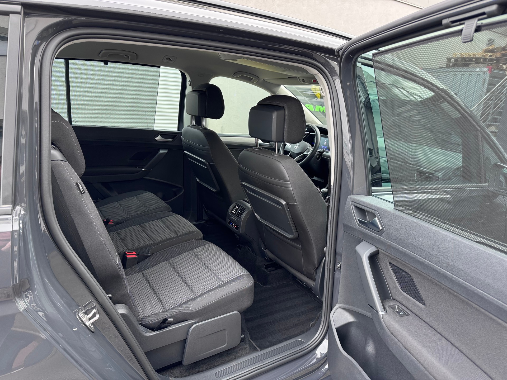 VW Touran 2.0 TDI BlueMotion Technology Comfortline DSG-image-10